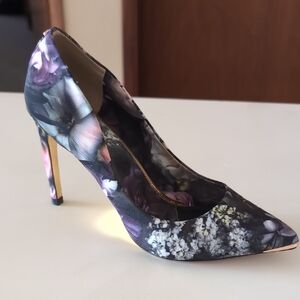 Ted Baker Neevo 3 Shadow Floral Heels